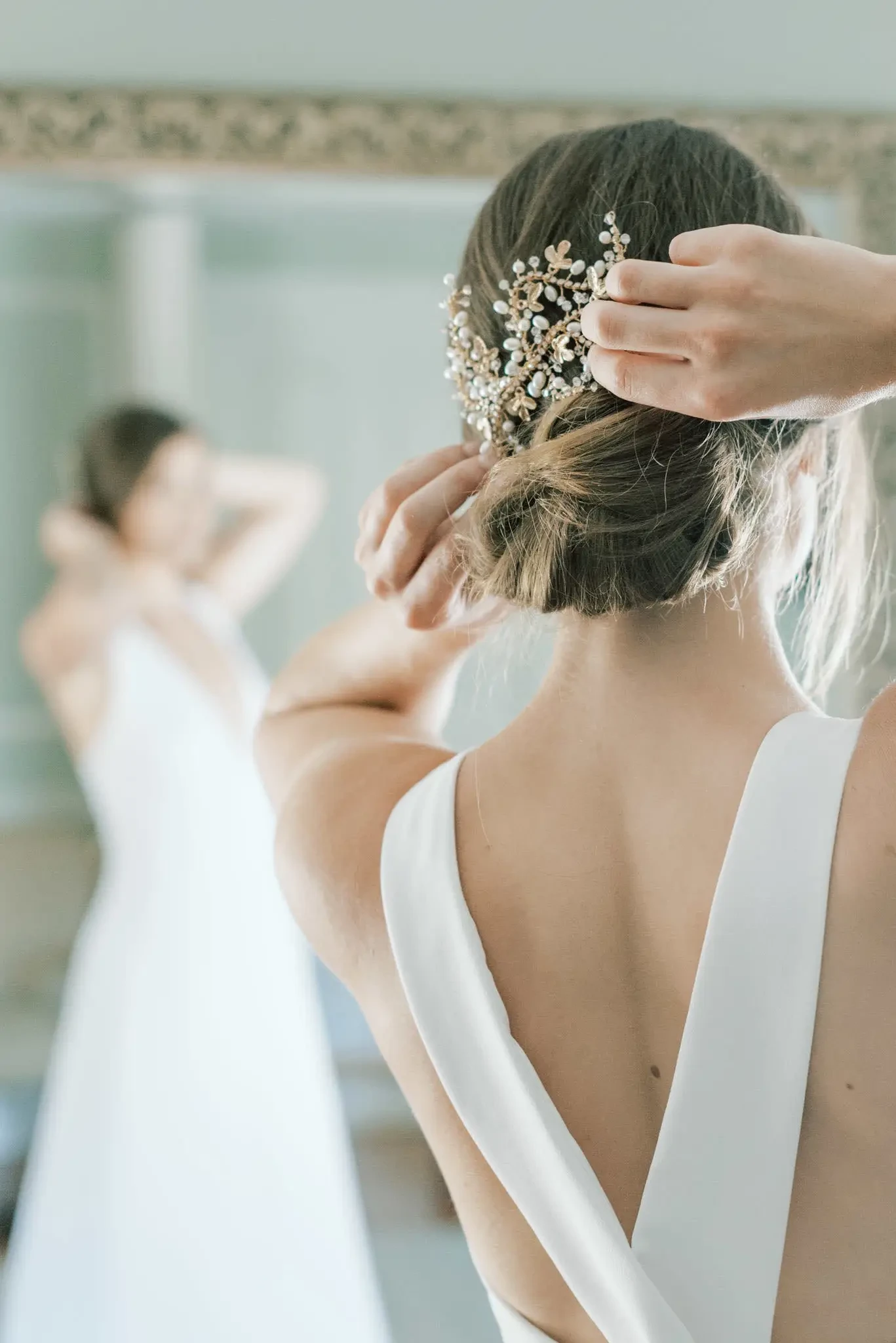 Bride's Guide to Accessorizing Your Wedding Dress. Desktop Image