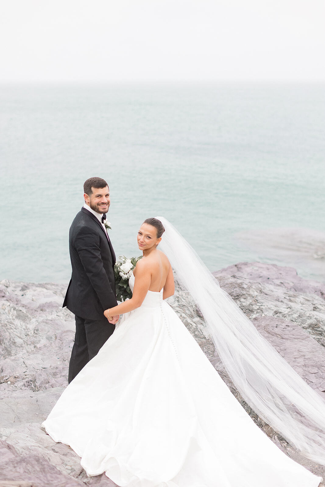 Jasmine&#39;s Newport Wedding Pretty Post. Desktop Image