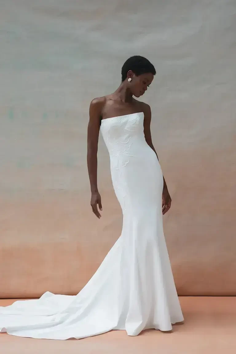 Jenny Yoo Tricia $1 autoplay loop mute thumbnail