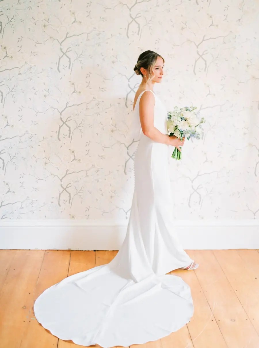 Gina&#39;s Elegant Nautical Wedding in Rhode Island. Desktop Image