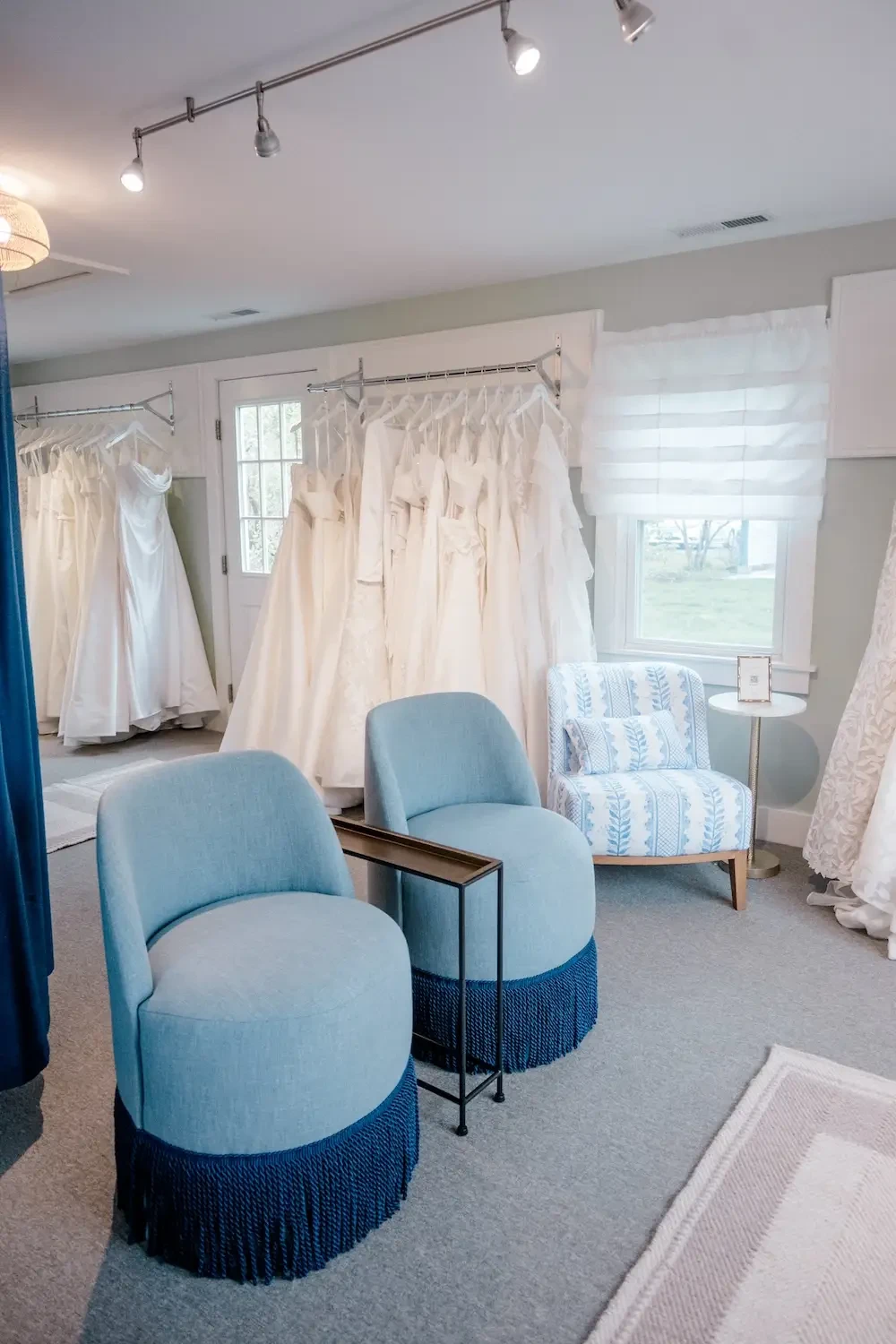 Sample Wedding Dress vs. Off-the-Rack Wedding Dress: What's the Difference? Image
