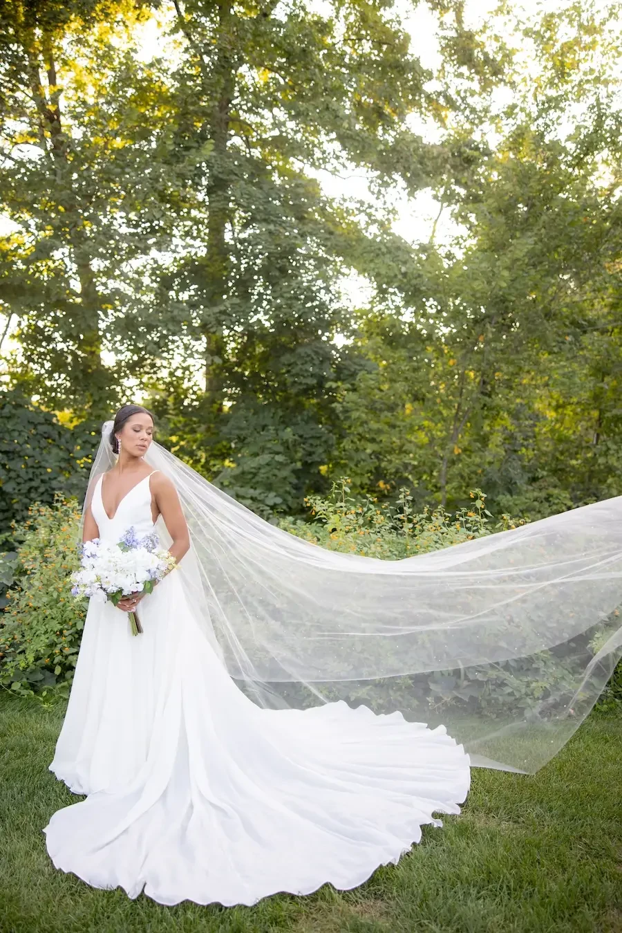 Caroline's Chic Late Summer Wedding in Connecticut Image