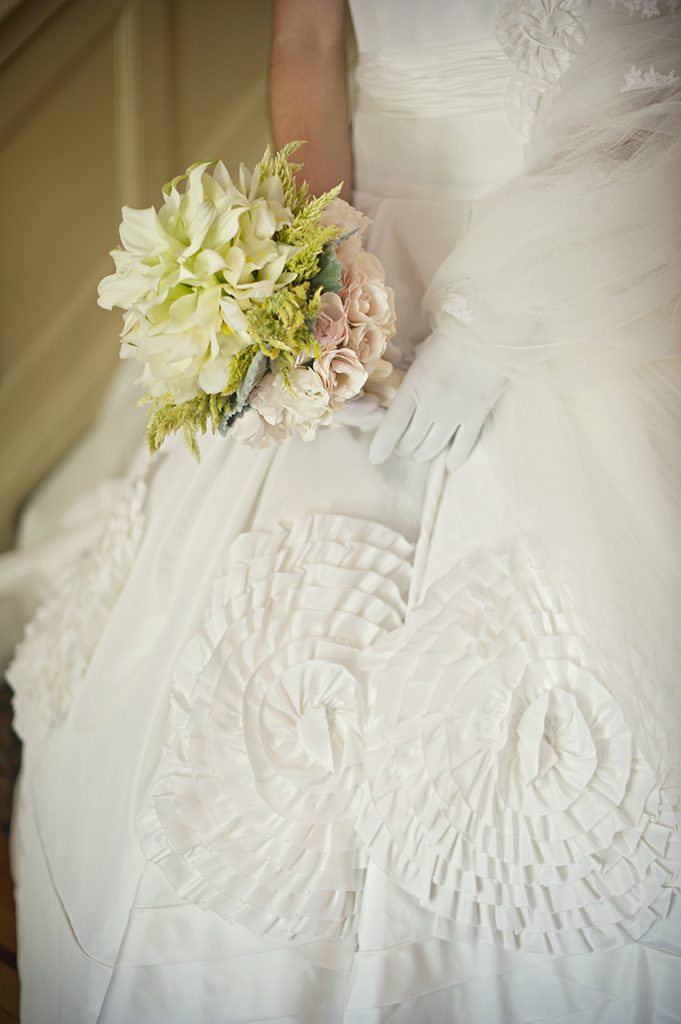 jackie-kennedy-wedding-inspiration-beth-chapman-styling-3