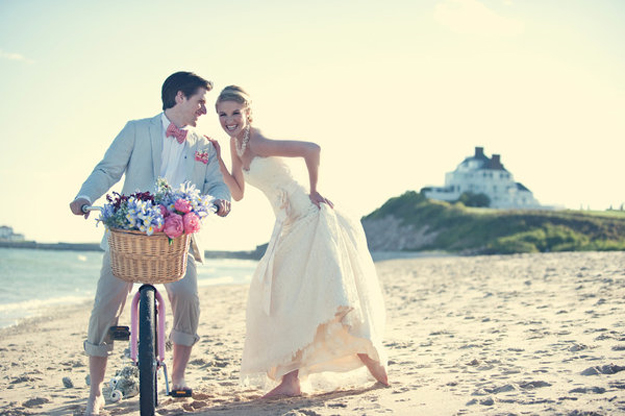 Featured: Preppy Photo Shoot by Carla Ten Eyck at The Ocean House. Desktop Image