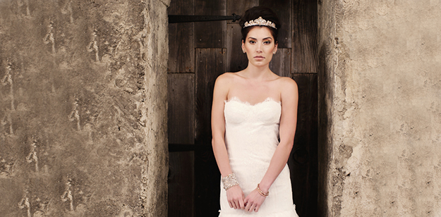June 20 -22:  Haute Bride Accessories Trunk Show. Desktop Image