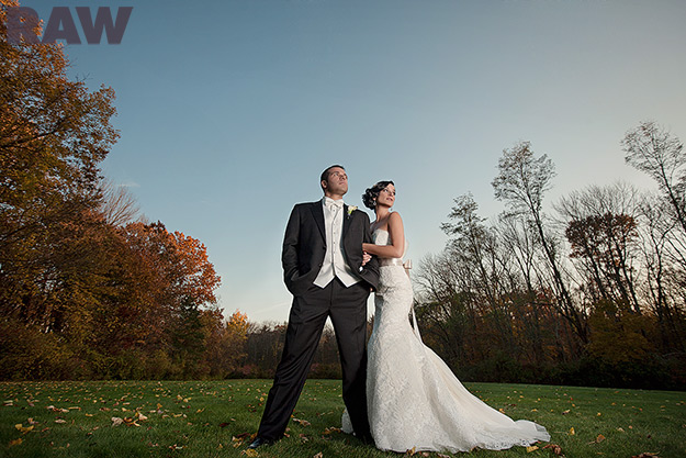 Feature Friday: Kristin &amp; Alex Tie the Knot with Polka Dots. Desktop Image