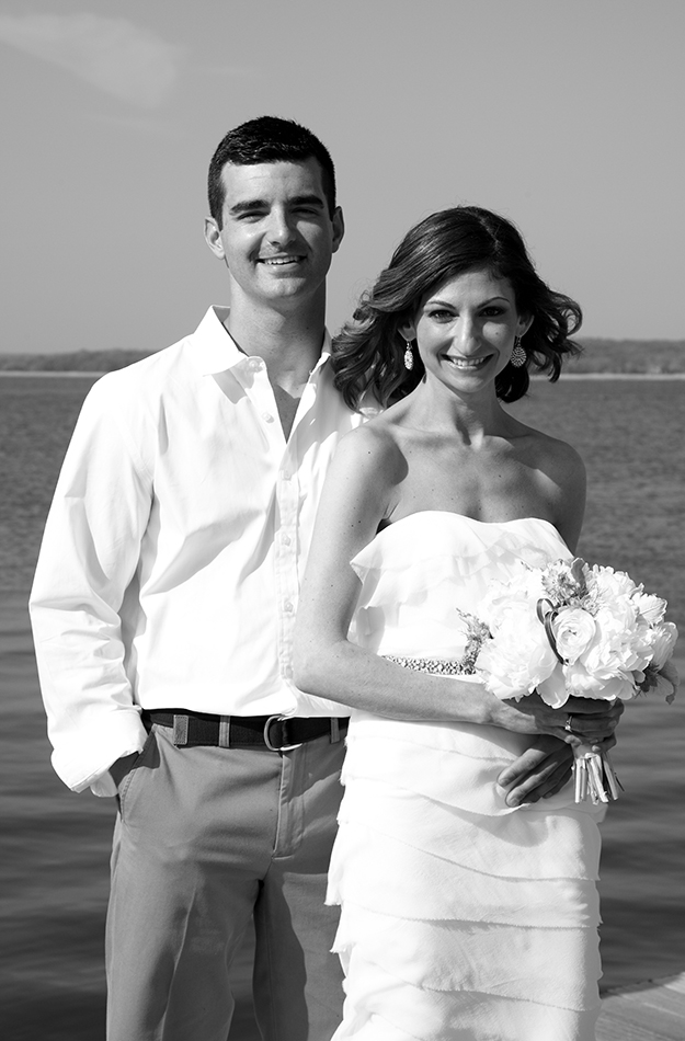 Feature Friday: Rachel &amp; Danny&#39;s Seaside Nuptials . Desktop Image