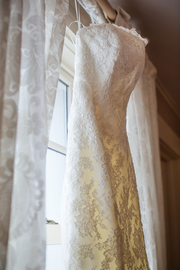 Pretty Post: Whitney and Matthew&#39;s Sophisticated Fete. Desktop Image