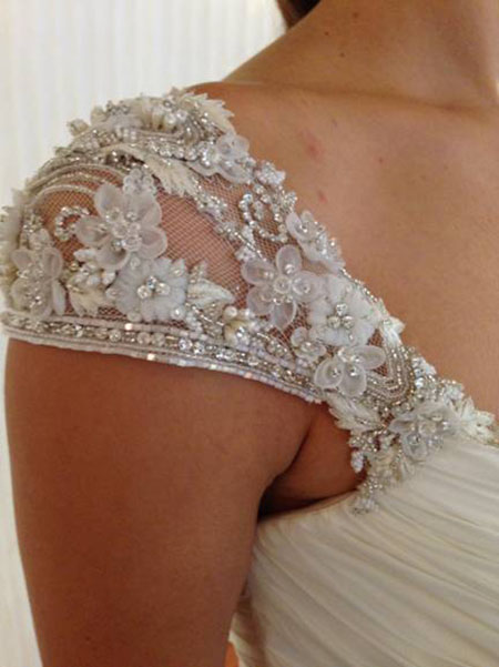 modern-trossueau-bridal-market-trends-delicate-beading-fall-2014