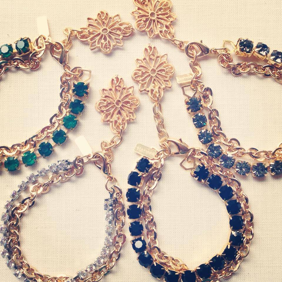 Ask The Experts: Aquinnah Jewelry . Desktop Image