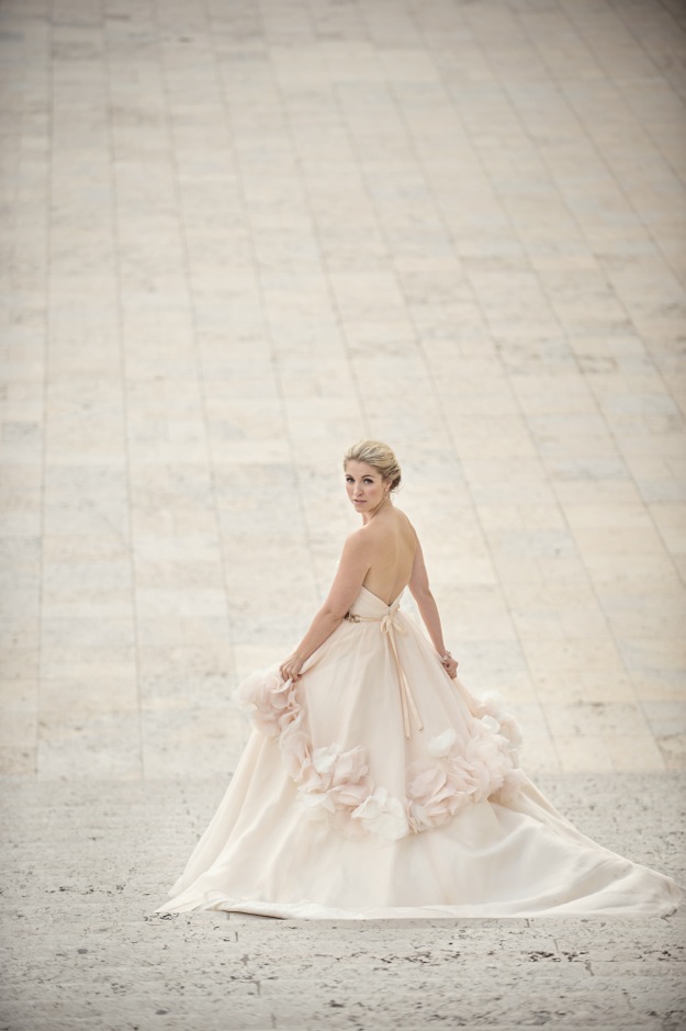 As Seen In: Style Me Pretty, Parisian Styled Shoot . Desktop Image