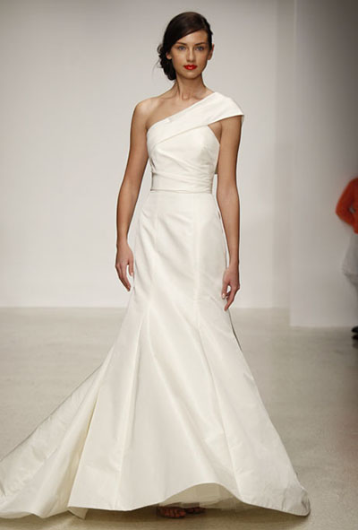 AMSALE RUNWAY SHOW