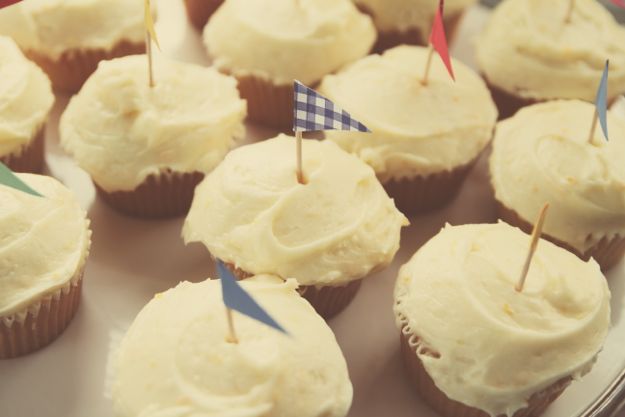 flag cupcakes