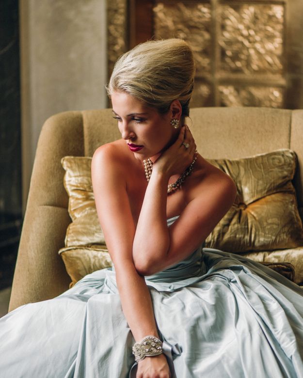 View More: http://justinandmary.pass.us/black-tie-bride-nyc-shoot