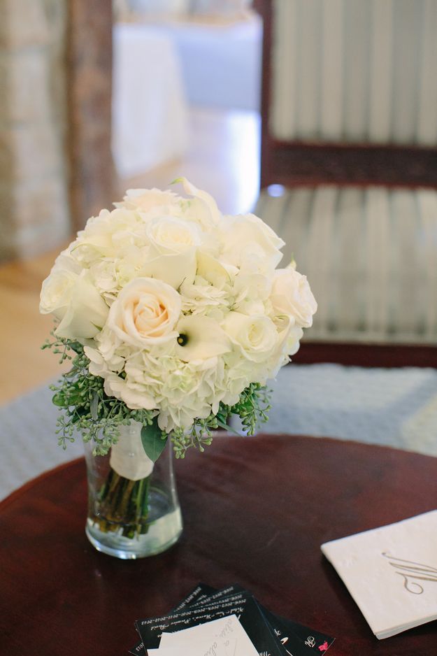 REGAN_WHITE-CARPET-4