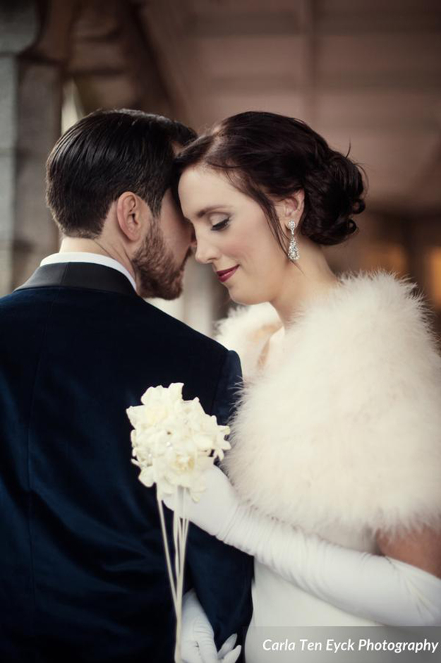 Layne_DeMarco_Carla_Ten_Eyck_Photography_BRANFORDHOUSEWEDDINGCARLATENEYCK34_low