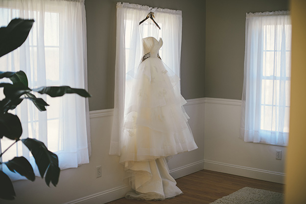 Pretty Post: Jill and Ryan&#39;s Elegant Affair. Desktop Image