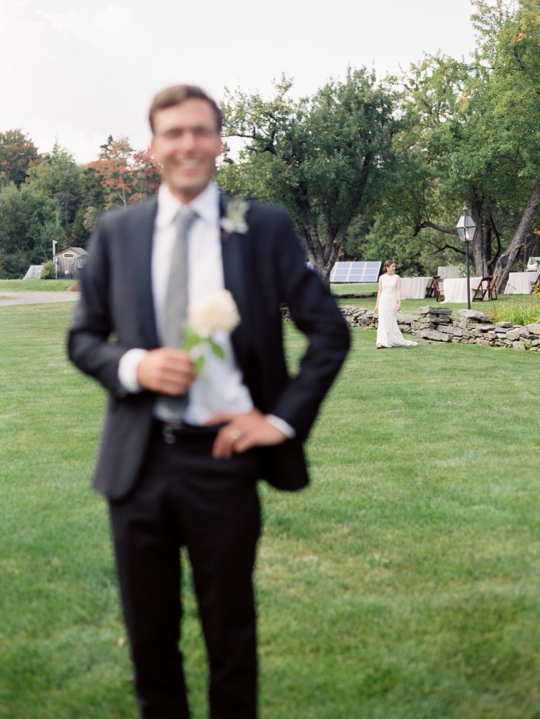 Pretty Post: Meaghen & Loren Hermitage Inn Classic Vermont Wedding
