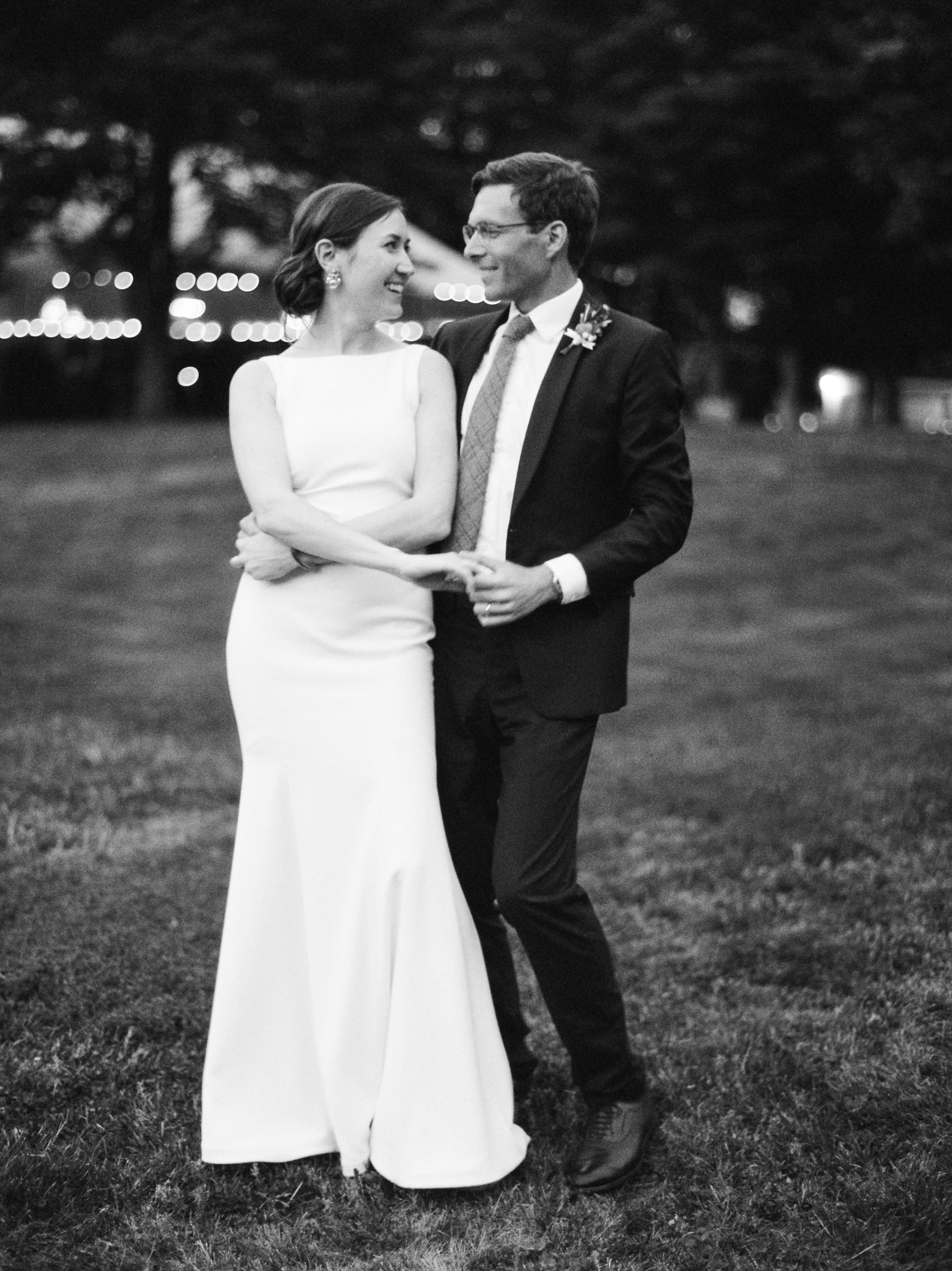 Pretty Post: Meaghen & Loren Hermitage Inn Classic Vermont Wedding