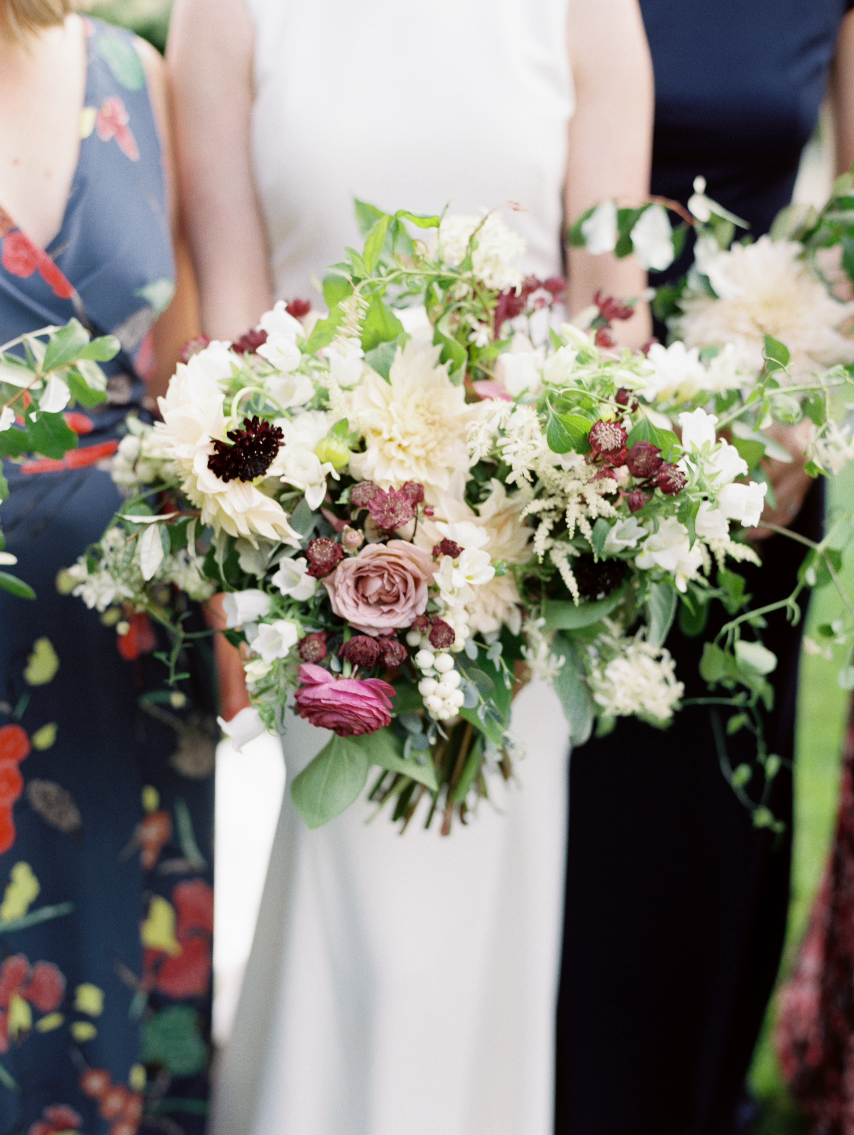 Pretty Post: Meaghen & Loren Hermitage Inn Classic Vermont Wedding