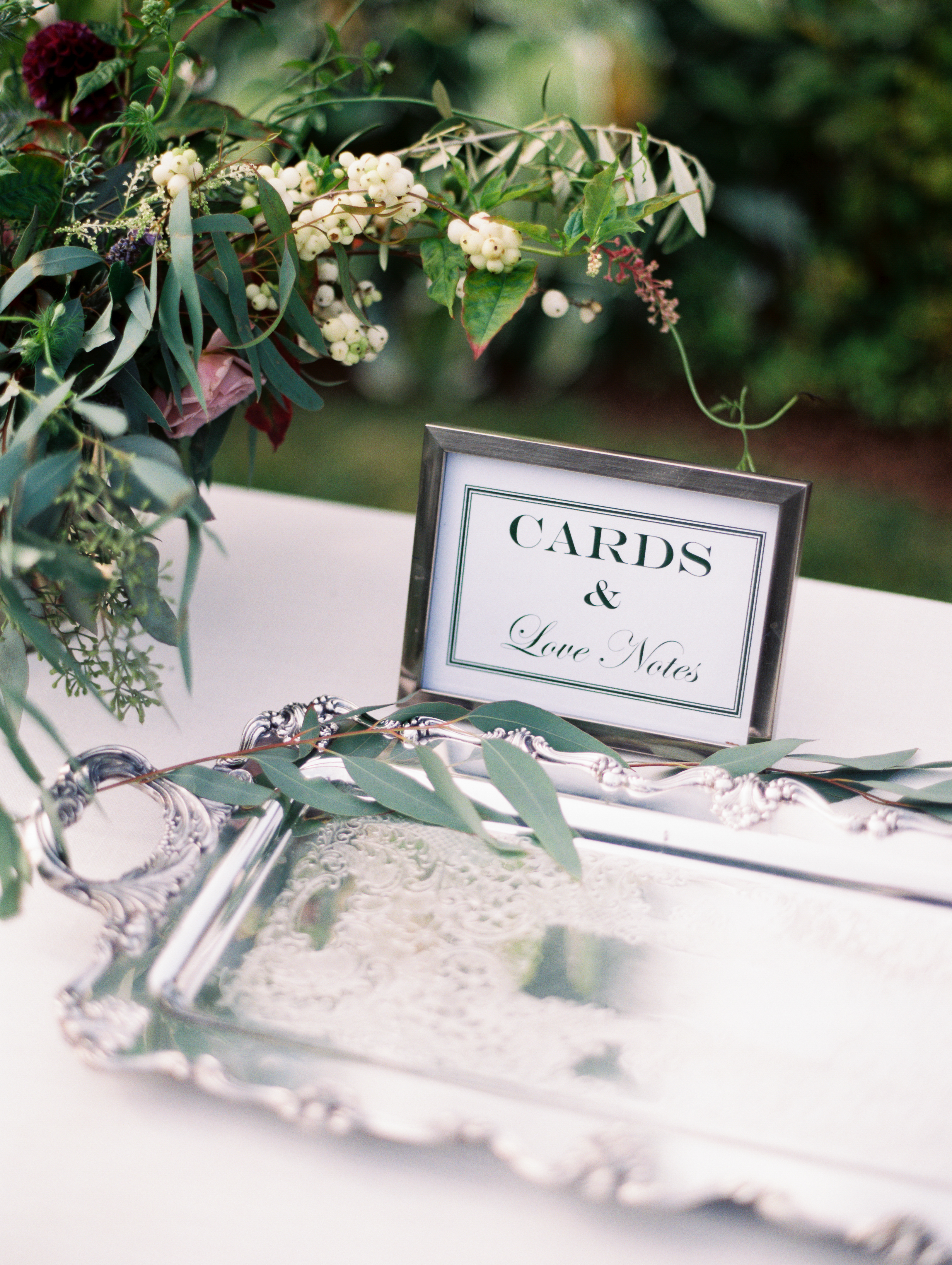 Pretty Post: Meaghen & Loren Hermitage Inn Classic Vermont Wedding