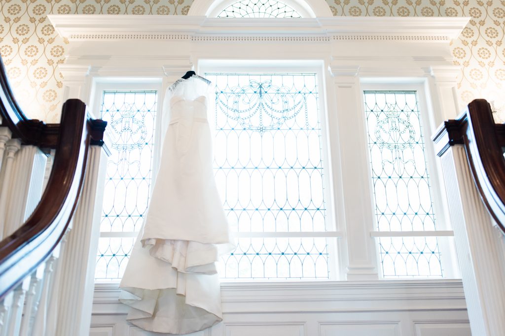 A Classic, Elegant Wedding at The Lounsbury House