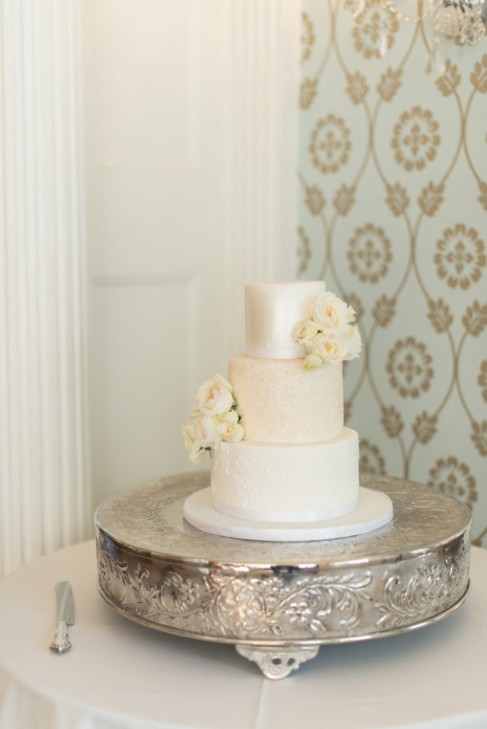 A Classic, Elegant Wedding at The Lounsbury House