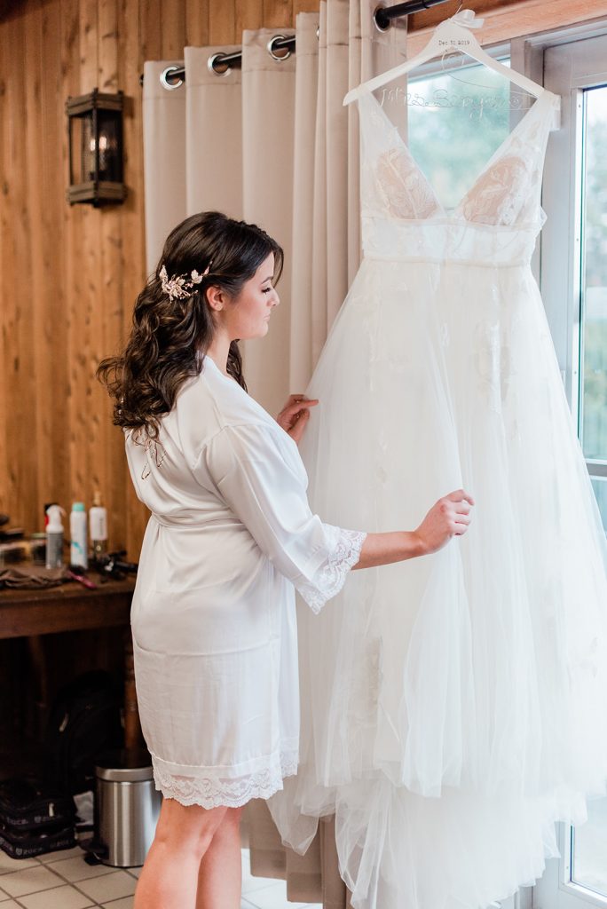 How You Know If You Found The Gown. Desktop Image