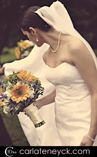 sunflowers and linen!. Desktop Image