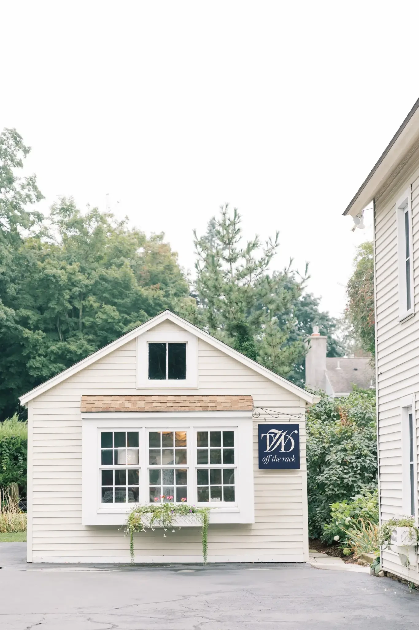 ABOUT TWD OFF THE RACK