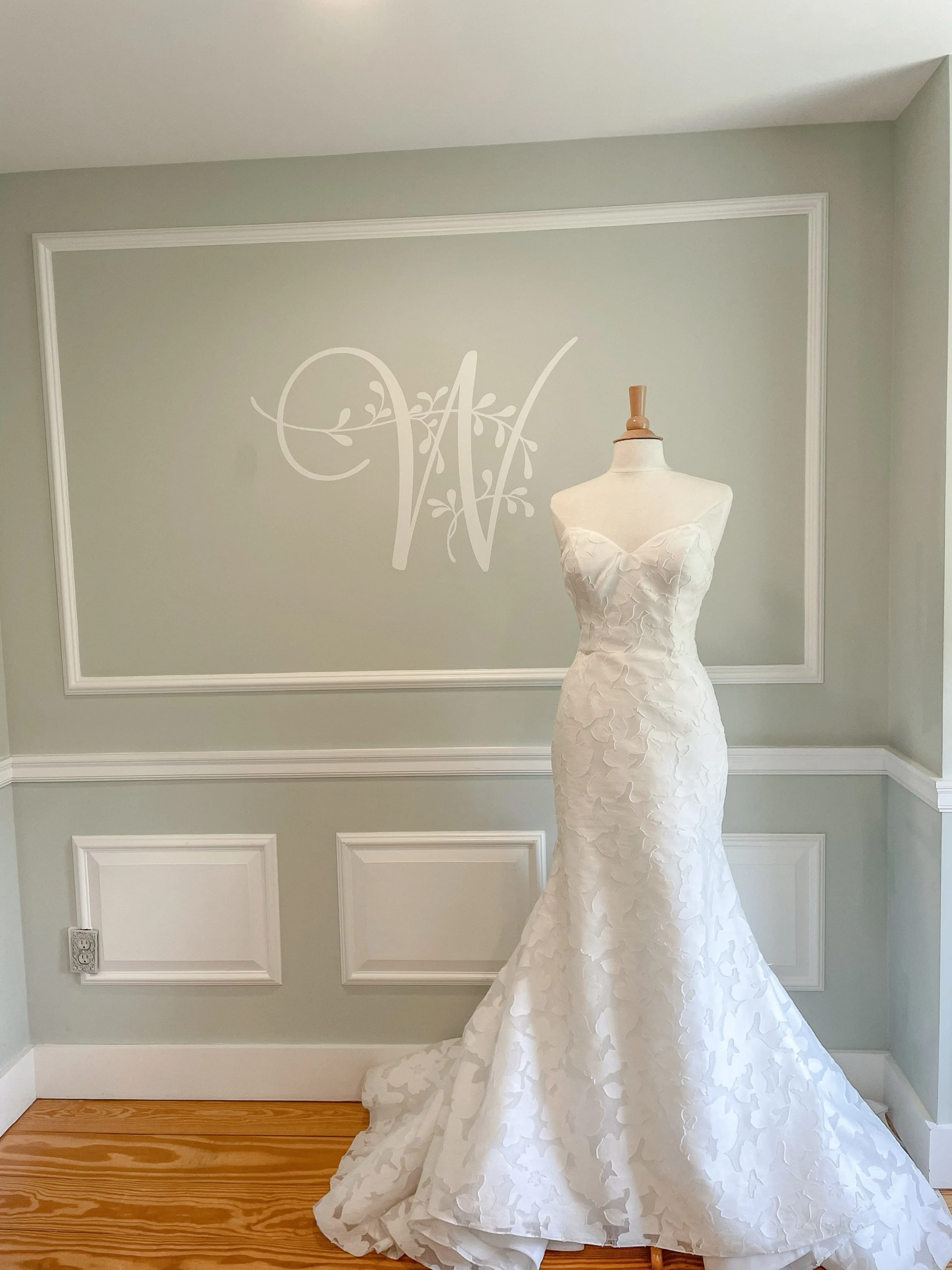 Blue Willow by Anne Barge | The White Dress By The Shore ...