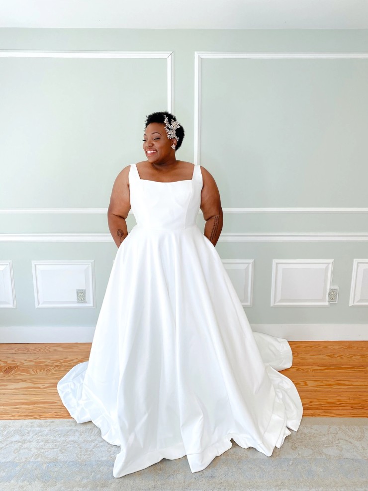 Justin alexander plus clearance size