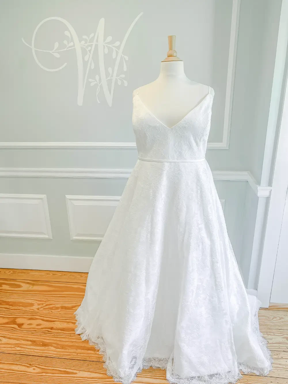 Sample Sale Wedding Dresses | WDBS