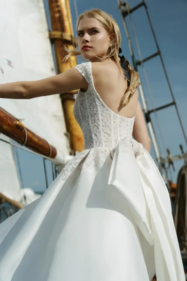 Anne Barge Endeavor #1 Ivory picture