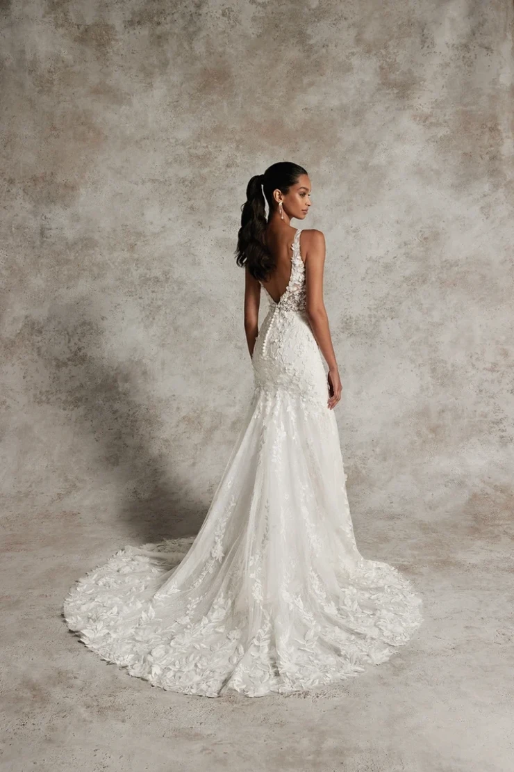 Justin Alexander Muna #1 Ivory picture