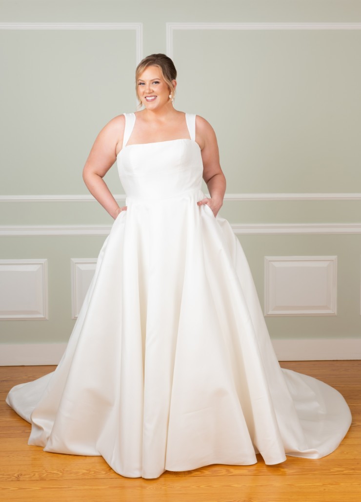 Jenny Yoo Lombard Plus #0 default picture