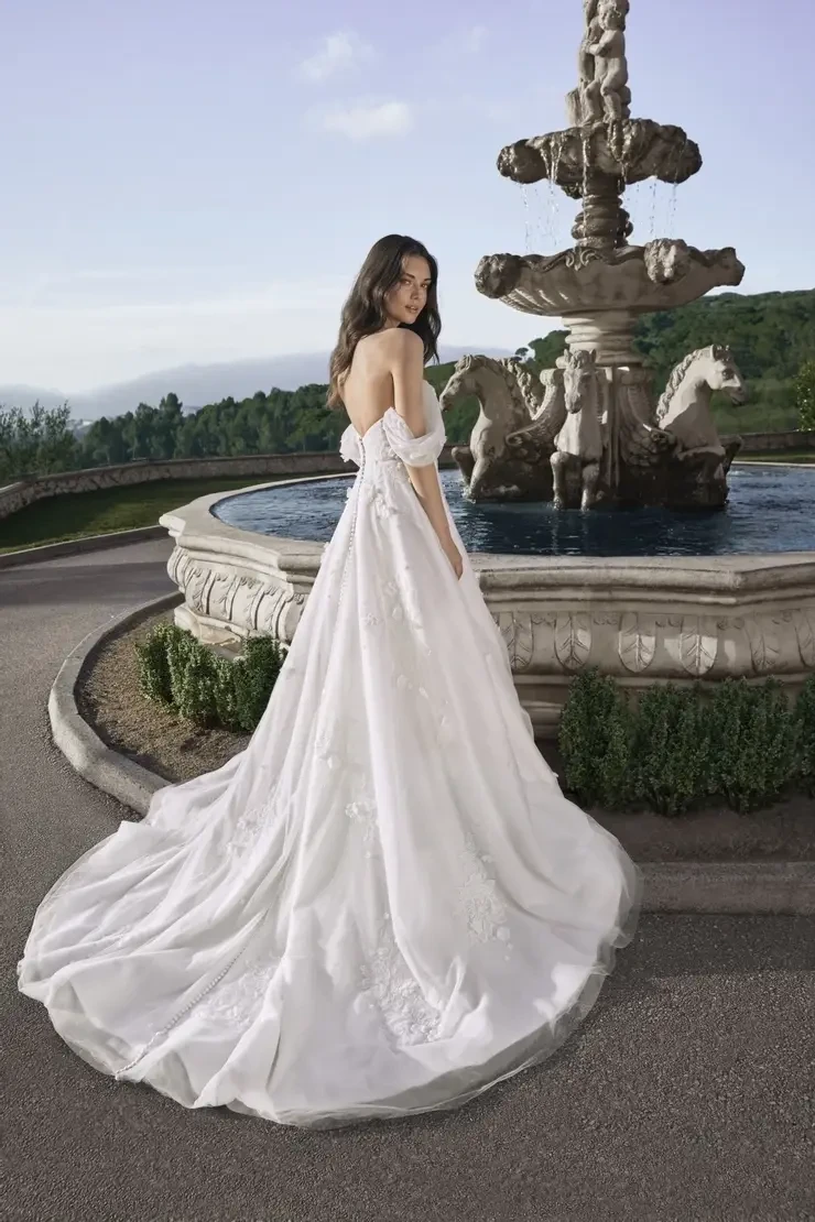 Kelly Faetanini Gaelle with sleeves #1 Ivory picture