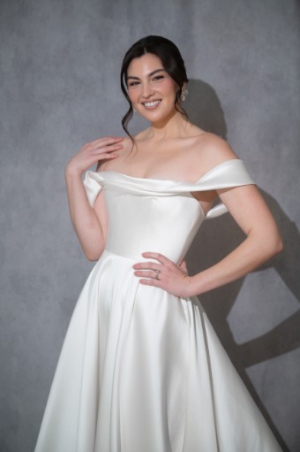 Weilu Fresolone Tara $3 thumbnail